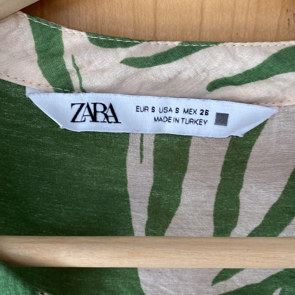 Zara Dress - Picture 4 of 4